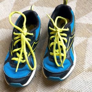 Reebok boys sneakers